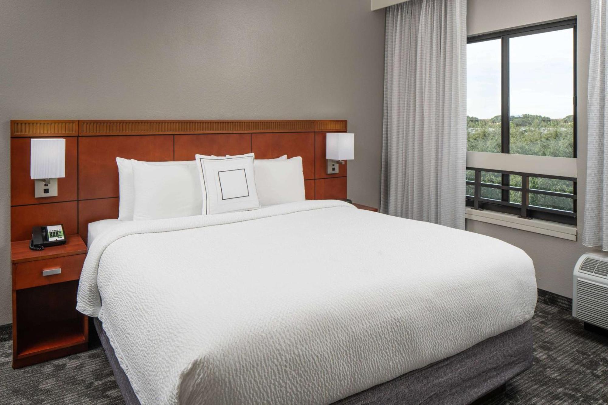 Sonesta Select Miami Lakes Exterior foto