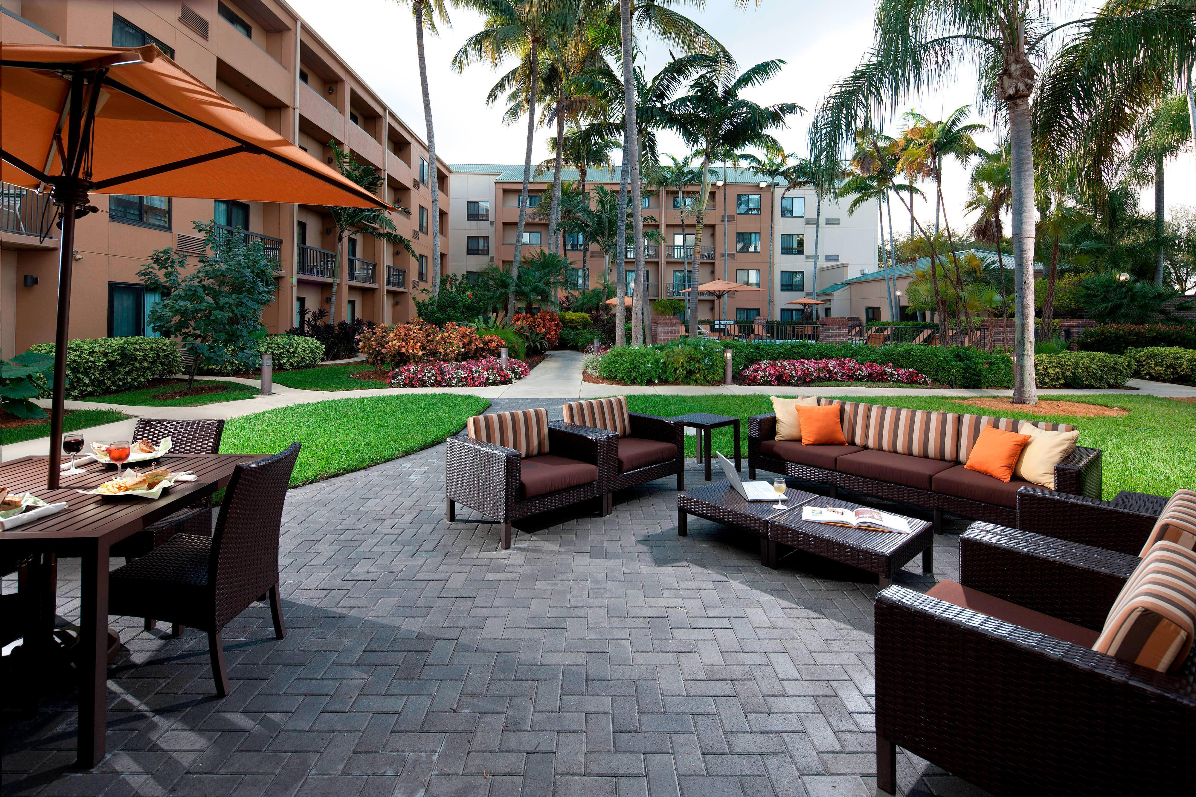 Sonesta Select Miami Lakes Exterior foto
